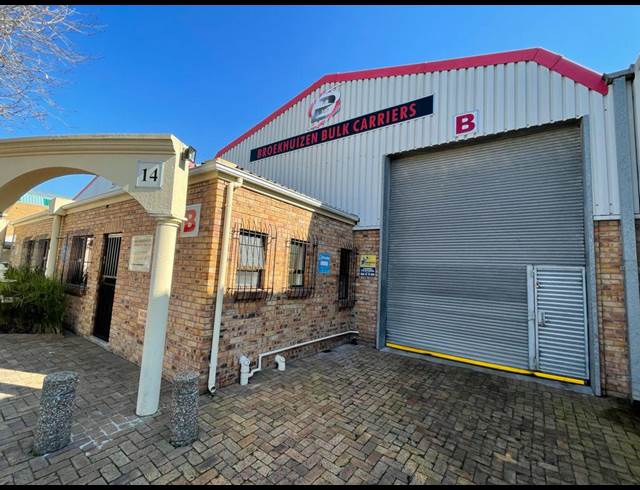 340M² WAREHOUSE RENTED IN STIKLAND INDUSTRIAL