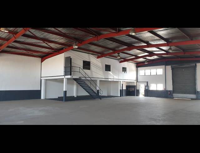 567M² WAREHOUSE TO LET IN RUSTIVIA