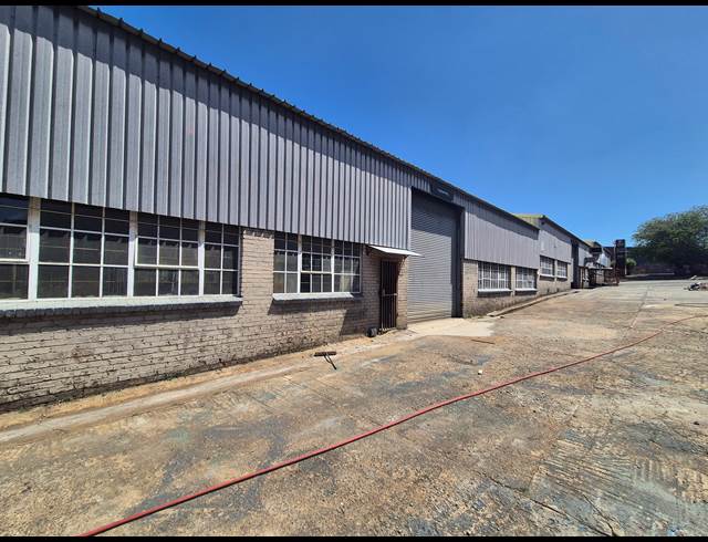 750M² WAREHOUSE TO LET IN WADEVILLE