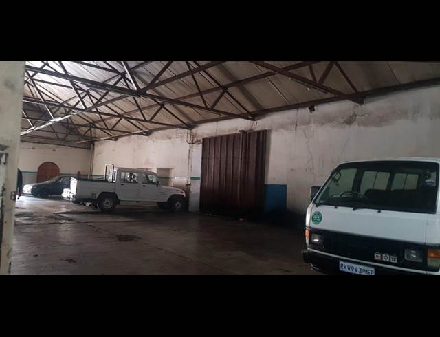 1,000M² WAREHOUSE TO LET IN CITY & SUBURBAN