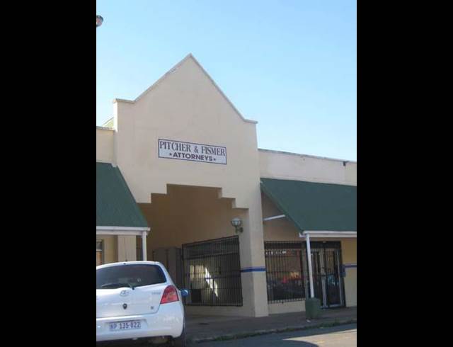 RETAIL PROPERTY TO RENT IN PRESTBURY