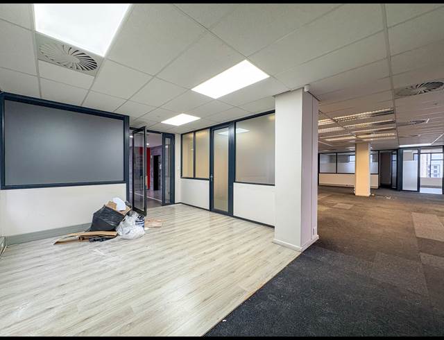 392M² OFFICE TO LET IN UMHLANGA RIDGE