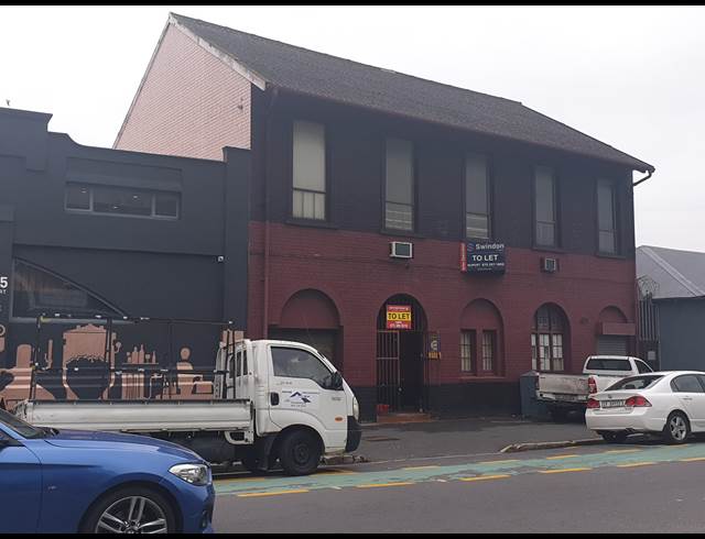 1,100M² OFFICE TO LET IN WOODSTOCK