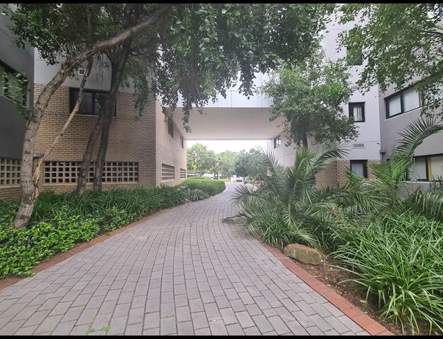 738.40M² OFFICE TO LET IN CARLSWALD