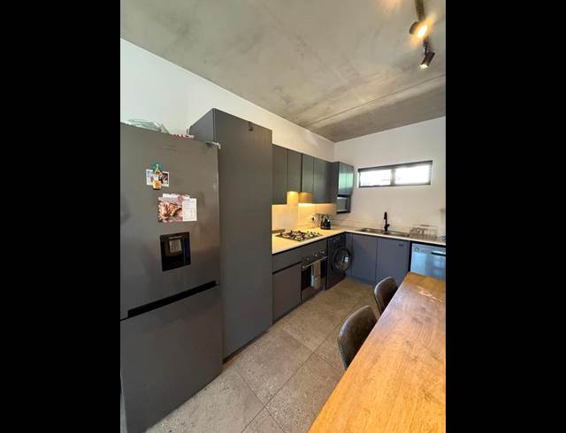 1 BEDROOM PROPERTY TO RENT IN HYDE PARK