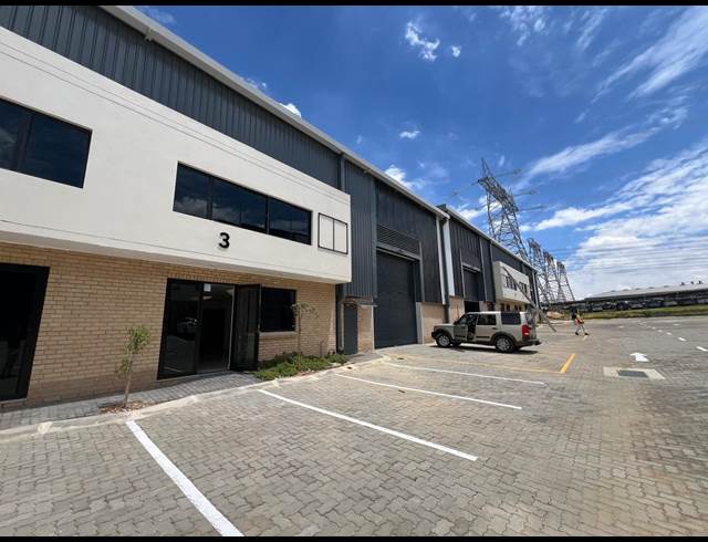 558M² WAREHOUSE TO LET IN SAMRAND BUSINESS PARK