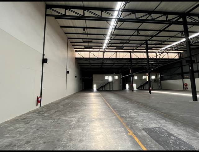 2,020M² WAREHOUSE TO LET IN ELANDSFONTEIN