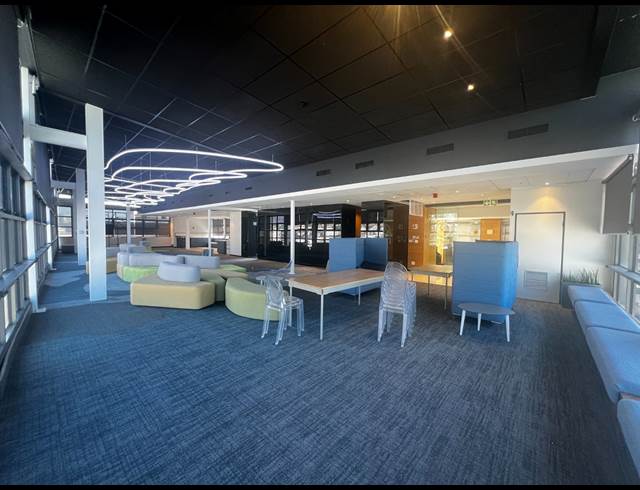 348M² OFFICE TO LET IN WOODSTOCK