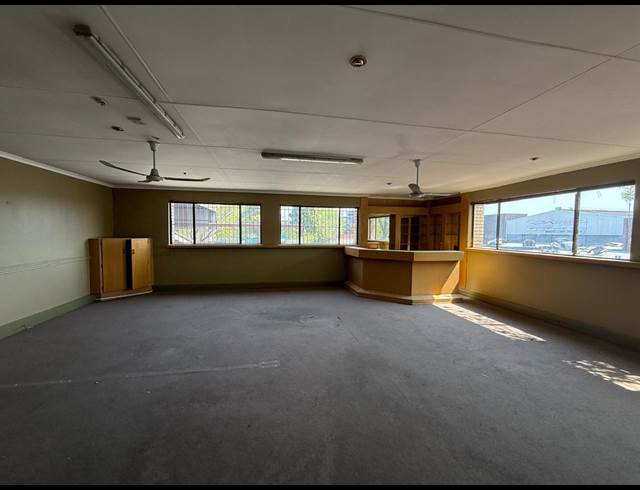 1,800M² WAREHOUSE TO LET IN CITY DEEP
