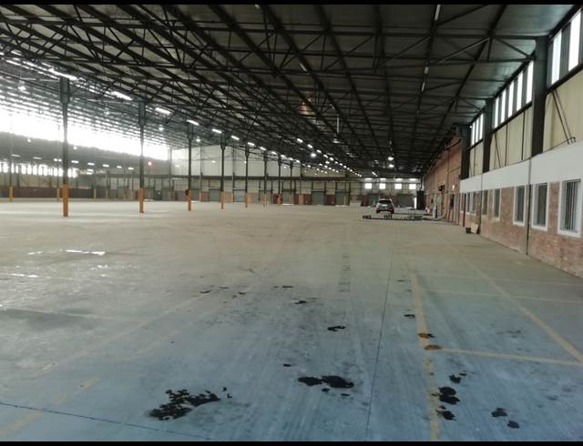 8,429M² WAREHOUSE TO LET IN SPARTAN