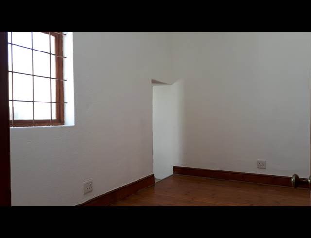 4 bed property to rent in WOODSTOCK