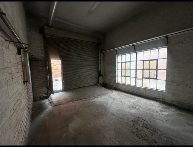 75M² WAREHOUSE TO LET IN ELANDSFONTEIN
