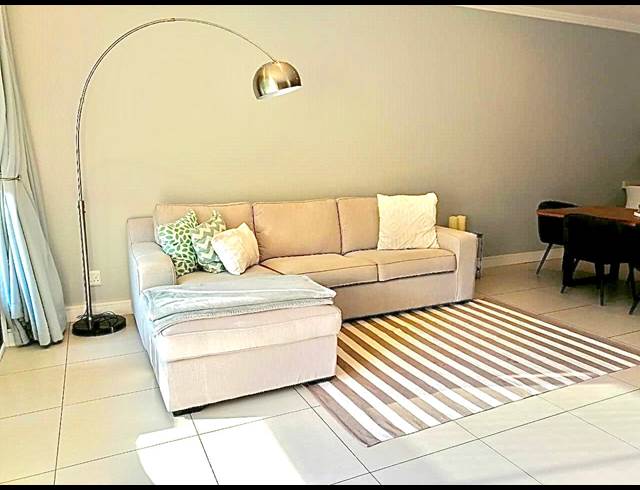 2 BEDROOM APARTMENT RENTED IN BRYANSTON