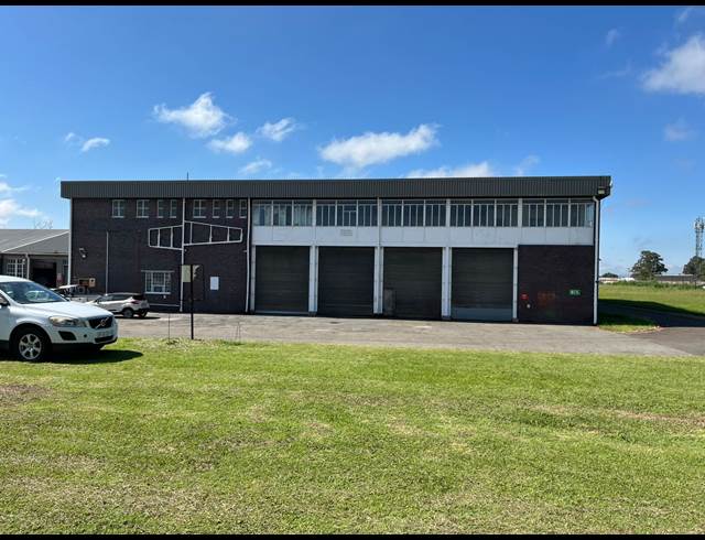 1,800M² WAREHOUSE TO LET IN NEW ERA