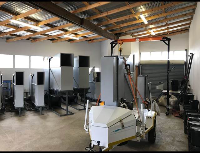 100M² WAREHOUSE TO LET IN LASER PARK