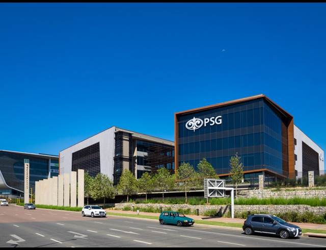 538M² OFFICE TO LET IN WATERFALL