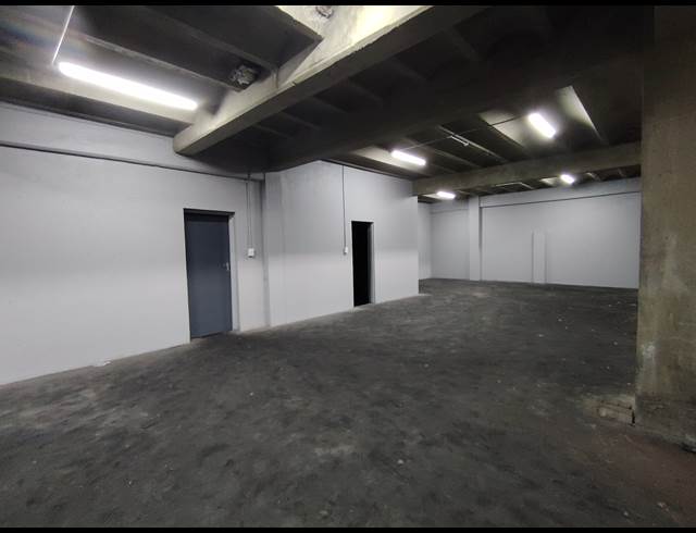 2,700M² WAREHOUSE TO LET IN ALBERTON NORTH