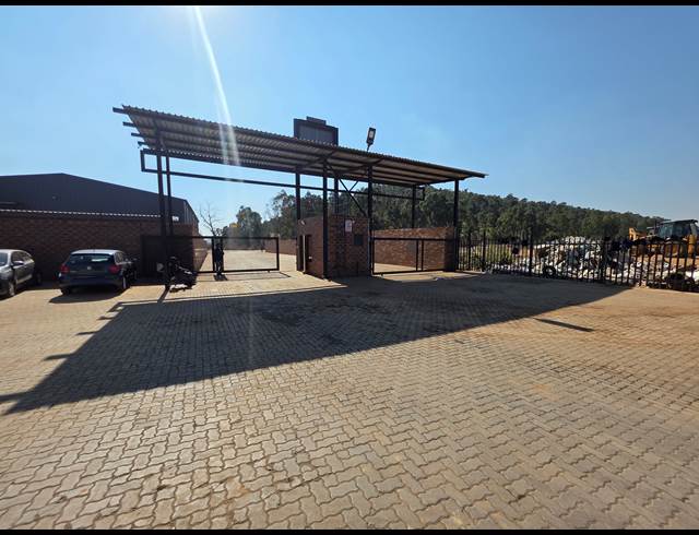 816M² WAREHOUSE TO LET IN AEROTON