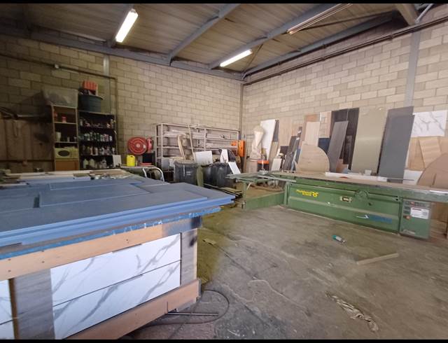 266M² MINI FACTORY TO LET IN KYA SANDS