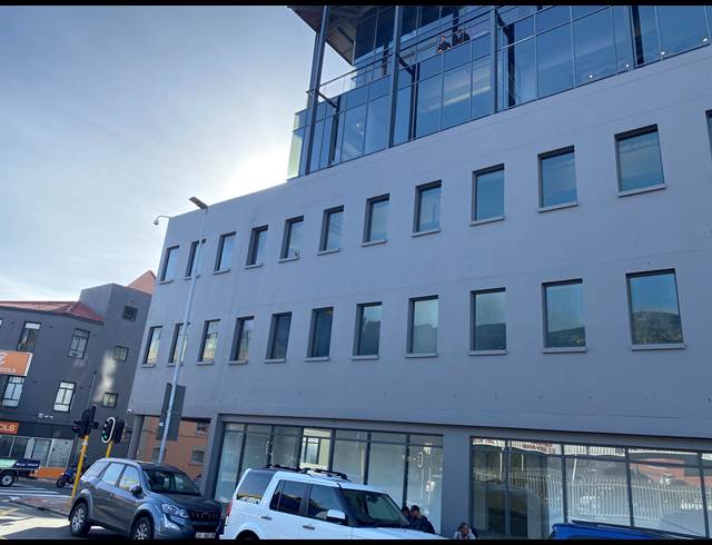 496M² RETAIL TO LET IN WOODSTOCK
