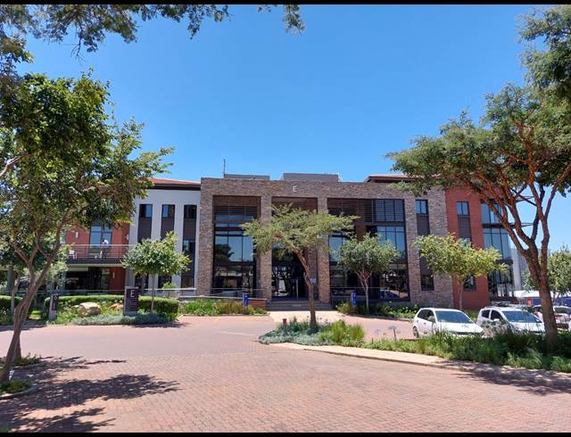 334M² OFFICE TO LET IN GREENSTONE HILL