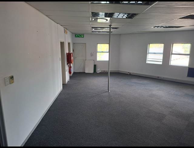 143M² OFFICE TO LET IN SONHEUWEL
