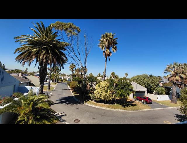3 BEDROOM APARTMENT TO LET IN BLOUBERG RISE