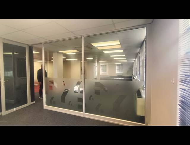 230M² OFFICE TO LET IN TOKAI