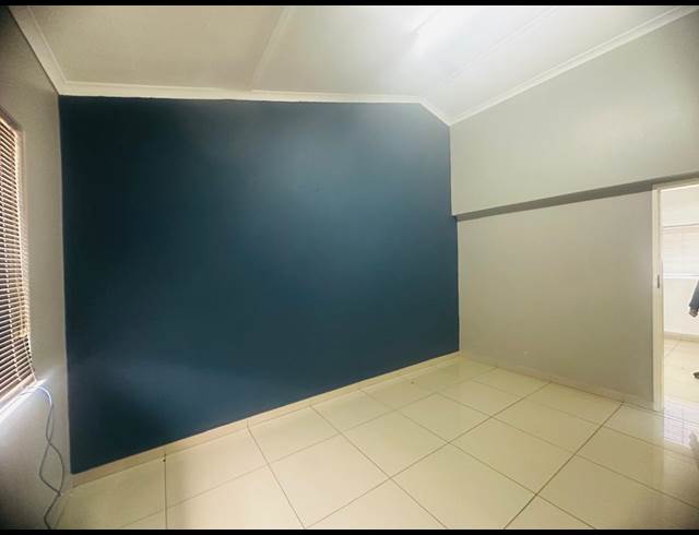 350M² OFFICE TO LET IN PARKDENE