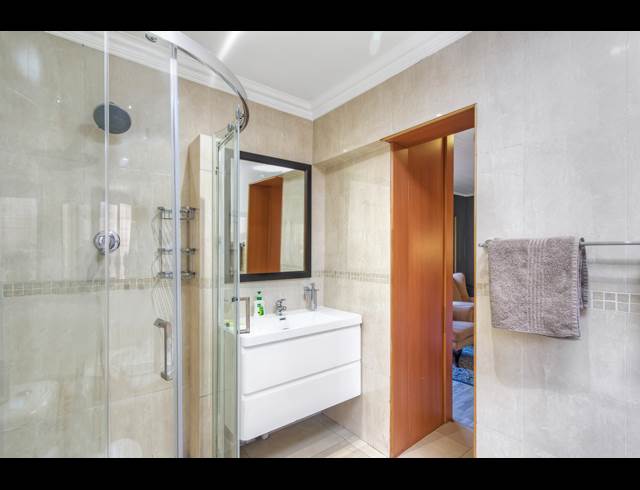 4 BEDROOM HOUSE TO LET IN NORWOOD