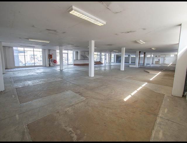 1,300M² WAREHOUSE TO LET IN KYA SANDS