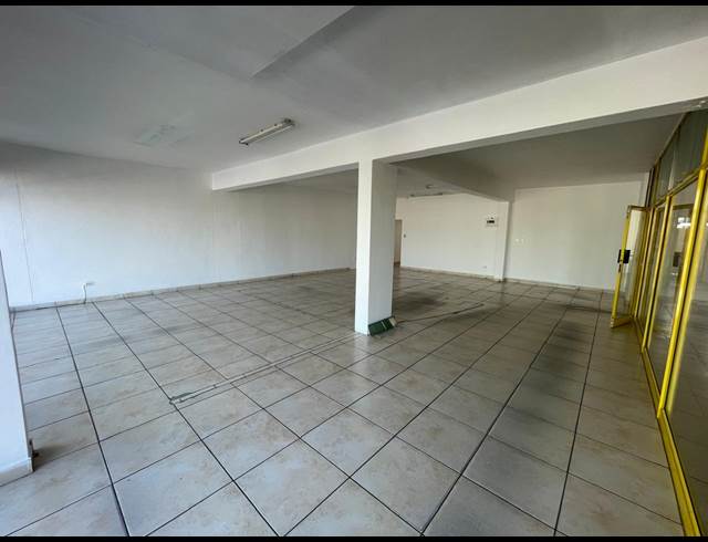 80M² RETAIL TO LET IN STARWOOD
