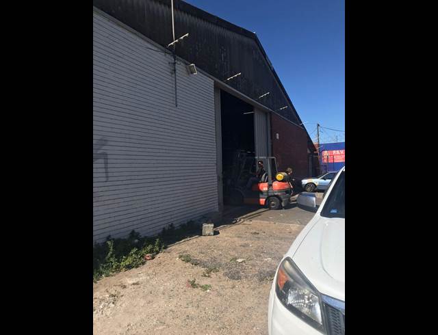 980M² WAREHOUSE TO LET IN WETTON