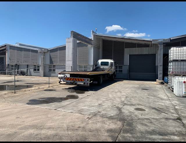 4,511M² WAREHOUSE TO LET IN NEW GERMANY
