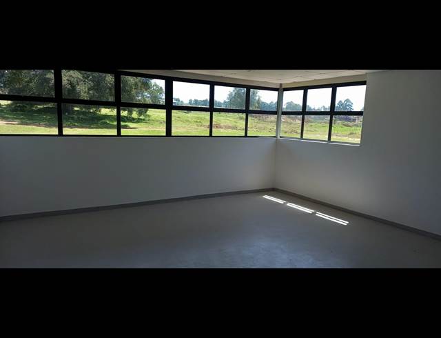 180M² WAREHOUSE TO LET IN WATERFALL