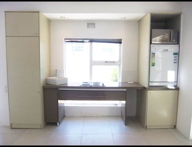 1 bed property to rent in WOODSTOCK