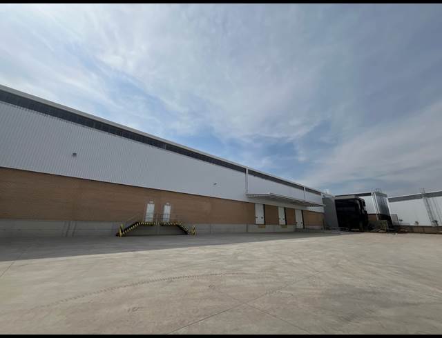 5,796M² WAREHOUSE TO LET IN AIRPORT PARK