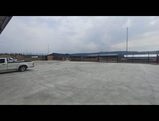 825M² WAREHOUSE TO LET IN RIVERSIDE PARK