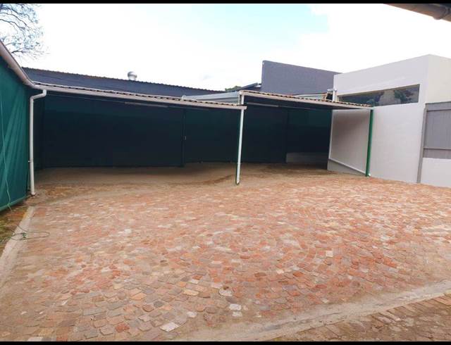 230M² RETAIL TO LET IN GREENSIDE