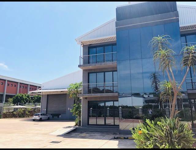 2,708M² WAREHOUSE TO LET IN RIVERHORSE VALLEY