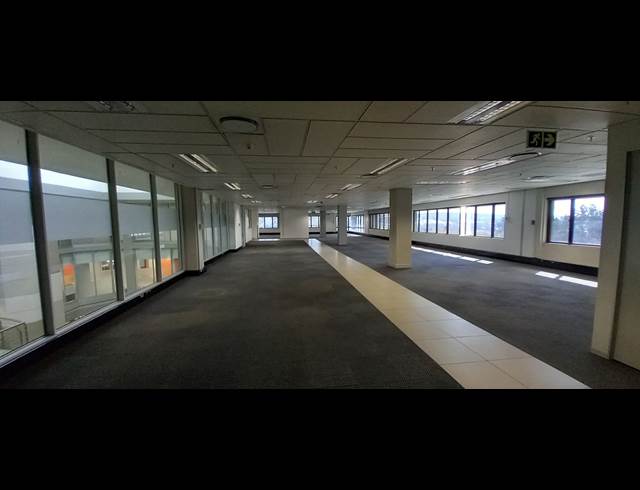 857M² OFFICE TO LET IN RIVONIA