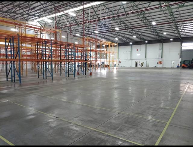 3,301.50M² WAREHOUSE TO LET IN PINETOWN CENTRAL