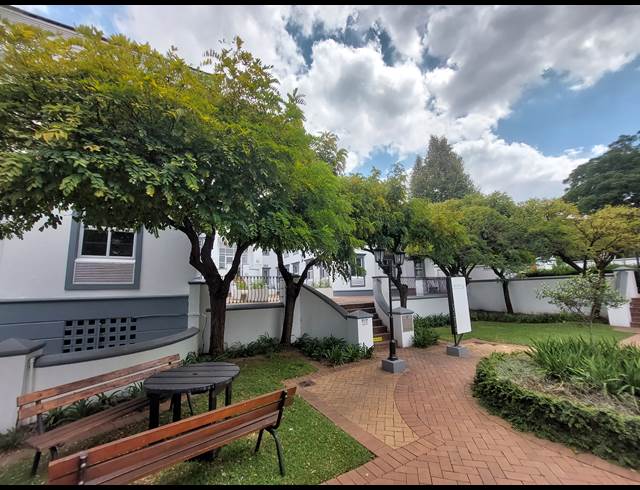 172M² OFFICE TO LET IN BRYANSTON