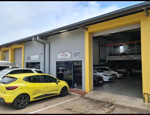 205M² WAREHOUSE TO LET IN CORNUBIA