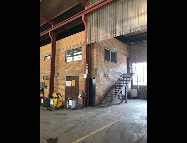 4,213M² WAREHOUSE RENTED IN DESPATCH