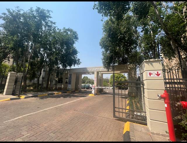 1,013M² OFFICE TO LET IN ILLOVO