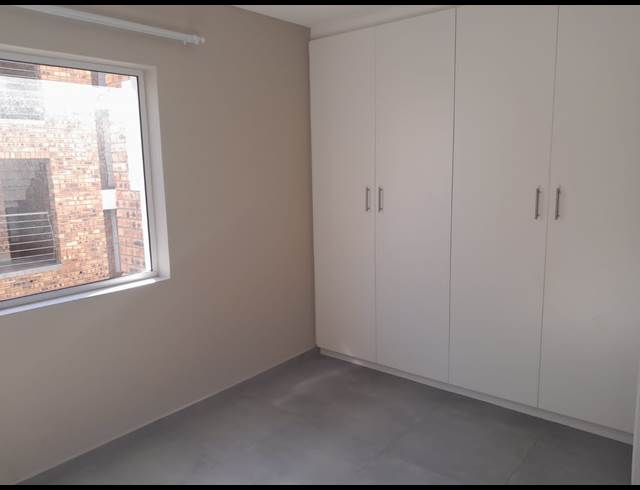 2 BEDROOM PROPERTY TO RENT IN ELANDSFONTEIN