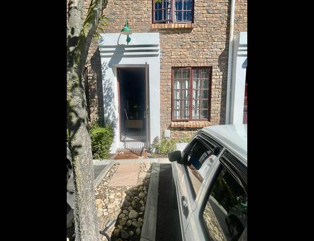 1 BEDROOM PROPERTY TO RENT IN DURBANVILLE CENTRAL