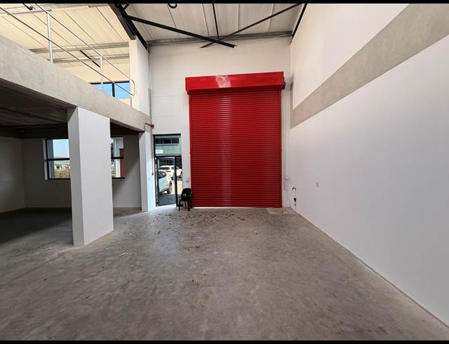 285M² WAREHOUSE TO LET IN GLEN ANIL