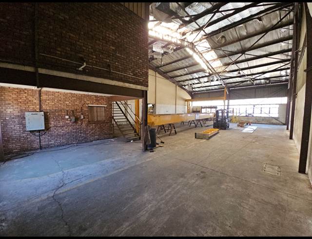 460M² WAREHOUSE TO LET IN ROSSLYN